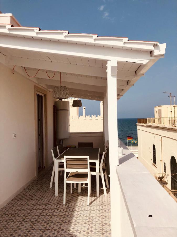 Апартаменты Sotto Il Faro Торре-Канне Экстерьер фото